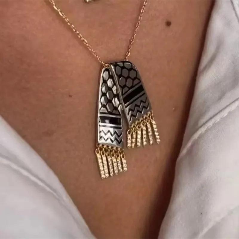 Palestine Keffieh Pendant