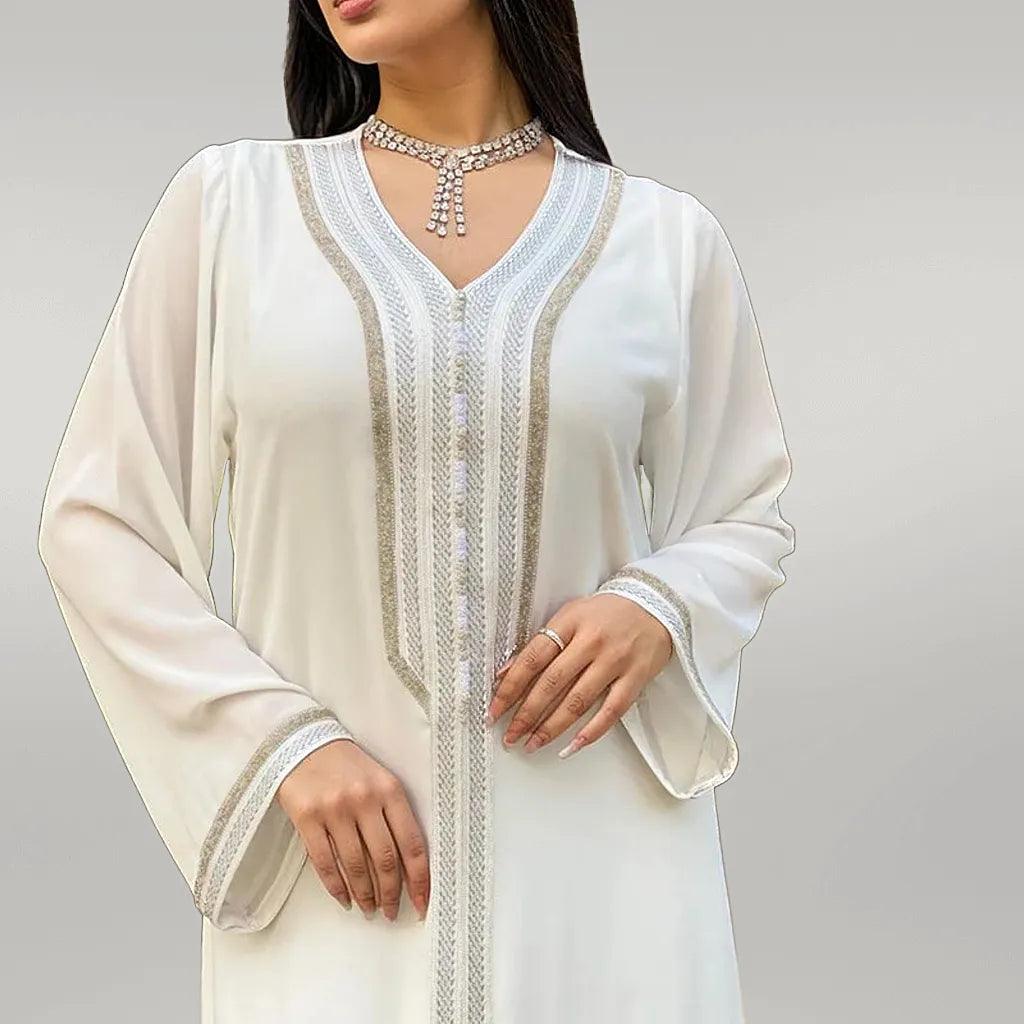 ملابس حفلات قفطان من الساتان الأبيض